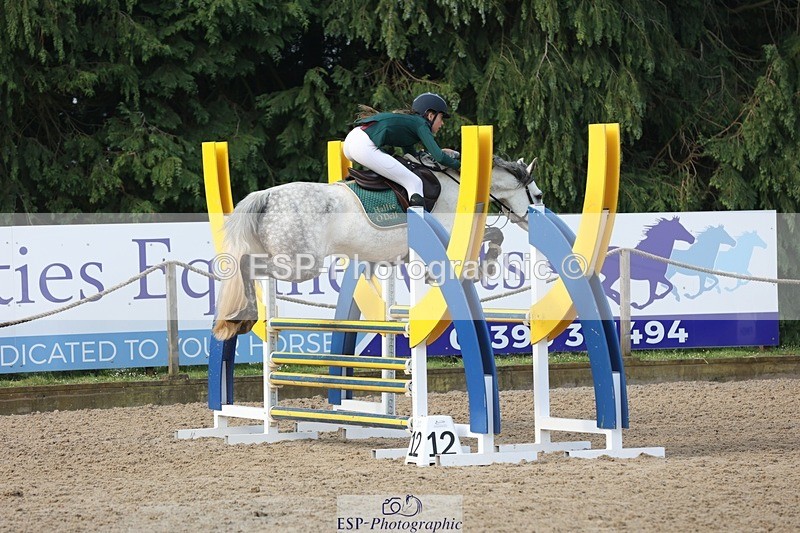 230618-082202-09174 - Cls 19 Pony Intro 1m