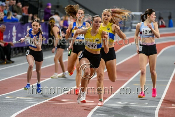 CEREL-923498 - Track Female Set One