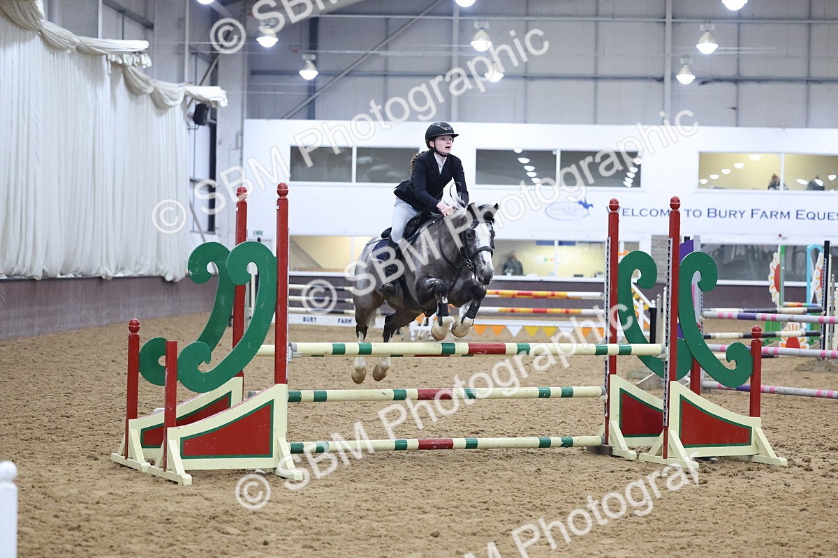 SBM_003228 - Class 11 - Blue Chip Pony Newcomers - 1.00m Open