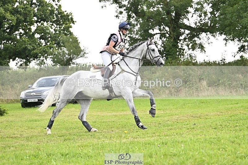 240831A-112148-00666 - 152-Georgie.Goss-UP.AND.OVER