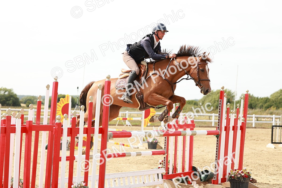 SBM_008235 - Class 4 - Senior Foxhunter - 1.20m Open