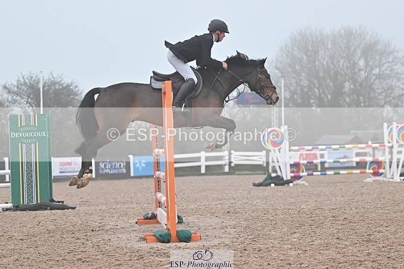 251115-124145-01047 - Cls 10 Pony Foxhunter and 1.10m Open
