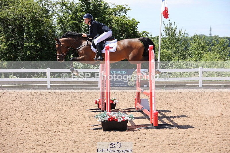 240629A-135800-06634 - Cls 19 Foxhunter and 1.10m Open