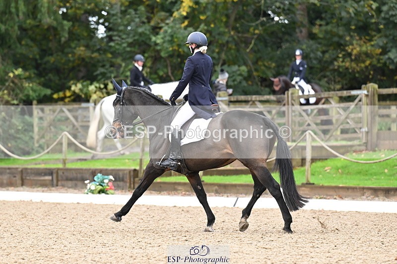 251023A-100450-01410 - B-126-Catherine.Van.Randwyck