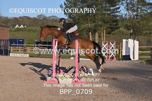 BPP_0709 - CLASS  6 Senior Discovery/ 1m Open