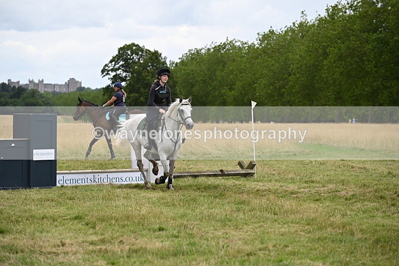 WJ6_4640 - Time at Jump 13:04 to 13:34
