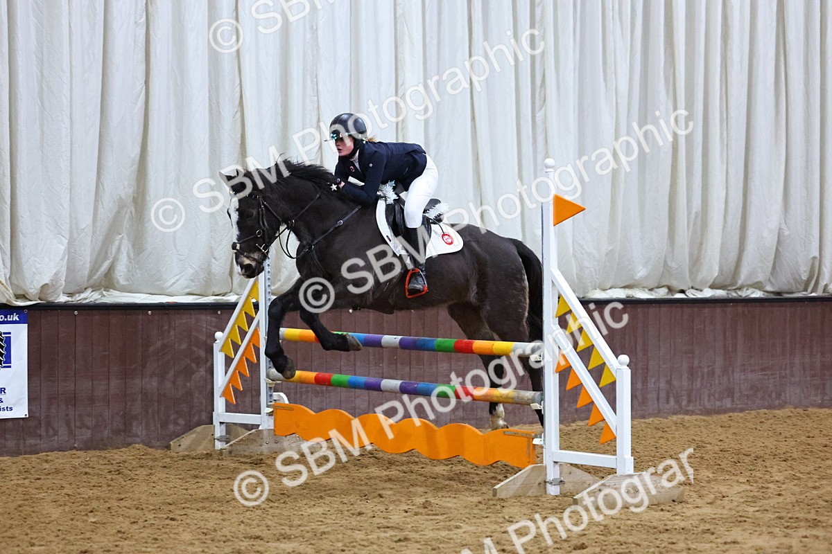 SBM_002848 - Class 6 - Holly & Ivy Stakes - 90cm