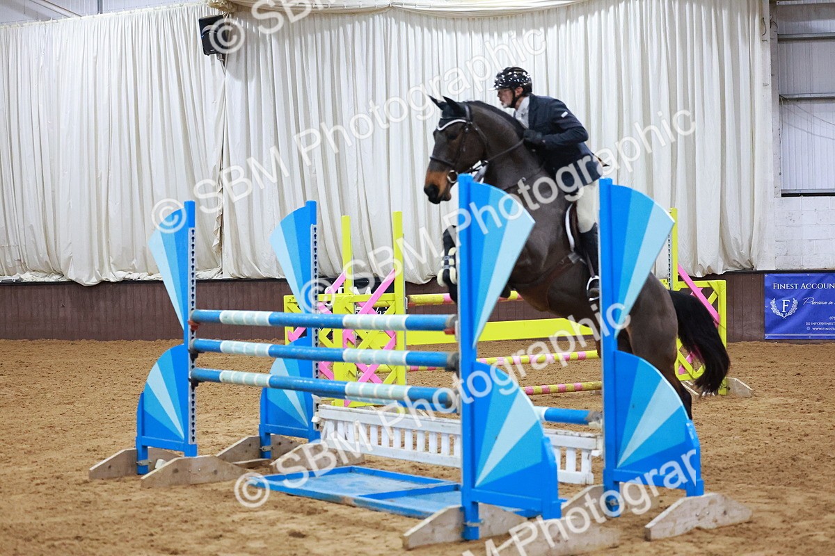 SBM_002289 - Class 5 - Senior Foxhunter 1.20m
