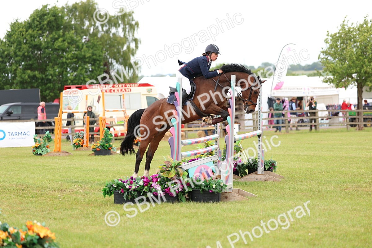 SBM_11710 - Class 205 - Tarmac Senior 1m Open