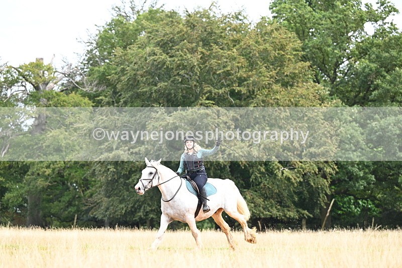 DSC_6931 - Time at Statue 12:45 to 13:15