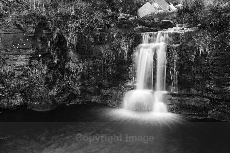 Ease Gill (B&W) - Distant Hills
