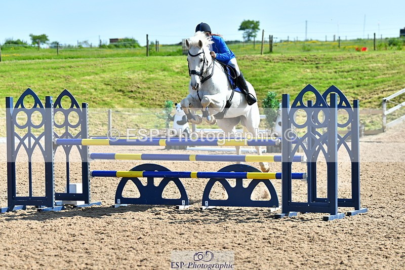 230527A-095447-03091 - Cls 13 Snr 1.05m + 1.10m Open