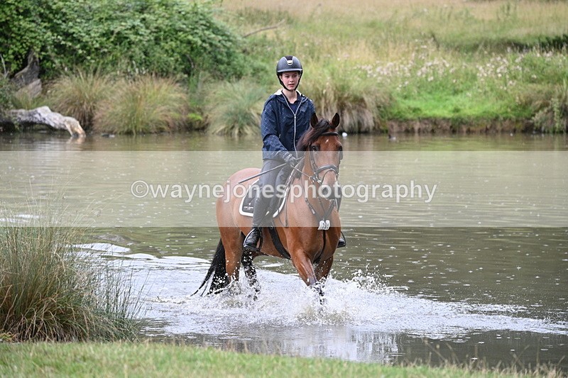 WJ7_5740 - Time at Water 14:54 to 15:14
