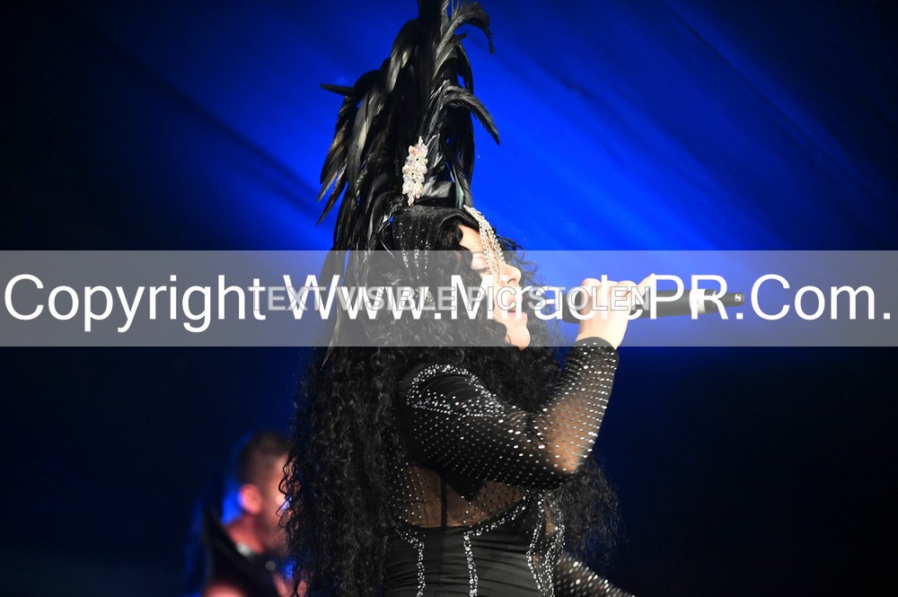 SH4_7063 - The Cher Experience