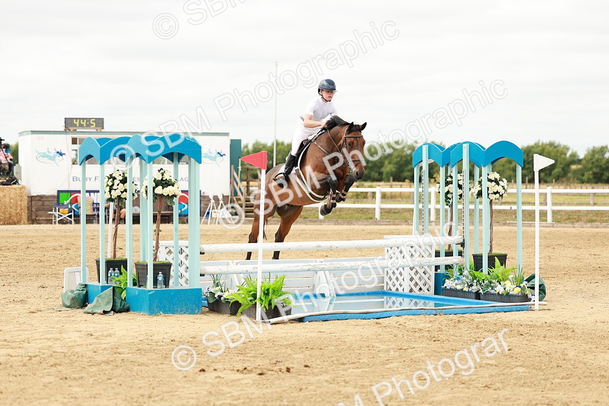 SBM_017745 - Class 21 - Senior Newcomers Championship 2d Rd