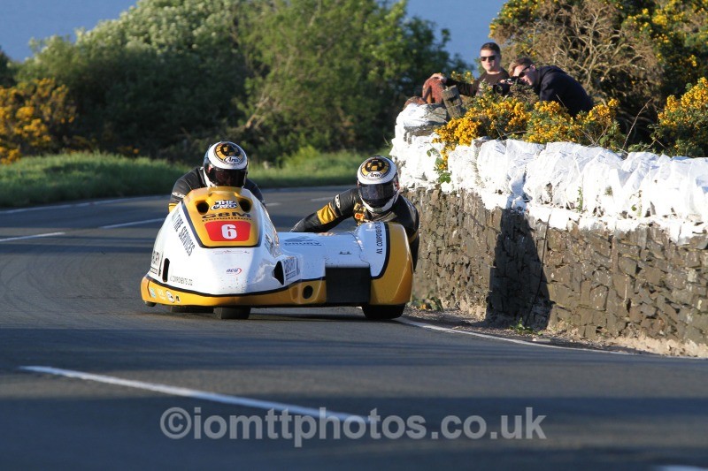 Gary Bryan / Jamie Winn Baker / GBM UK / Drury Eng / Bass Tyres - Monday Practice - Sidecars