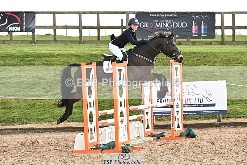 250416-094329-00084 - Cls 1 British Novice and 90cm