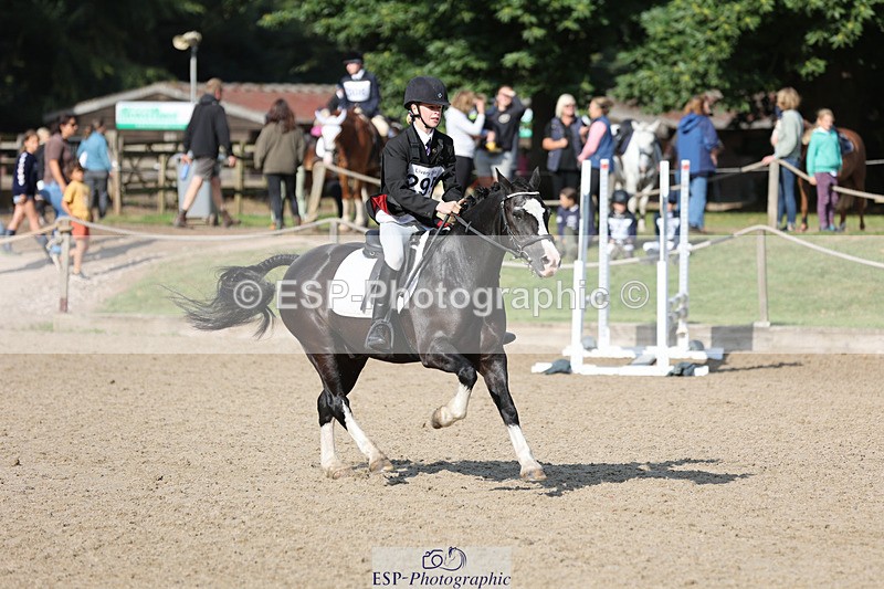 240823X-094140-14641 - 60cm R1 8.30 to 10.00