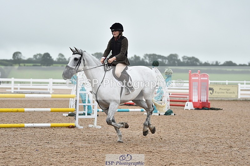 220829A-162312-00213 - 70cm Classes 3a 3b & 4