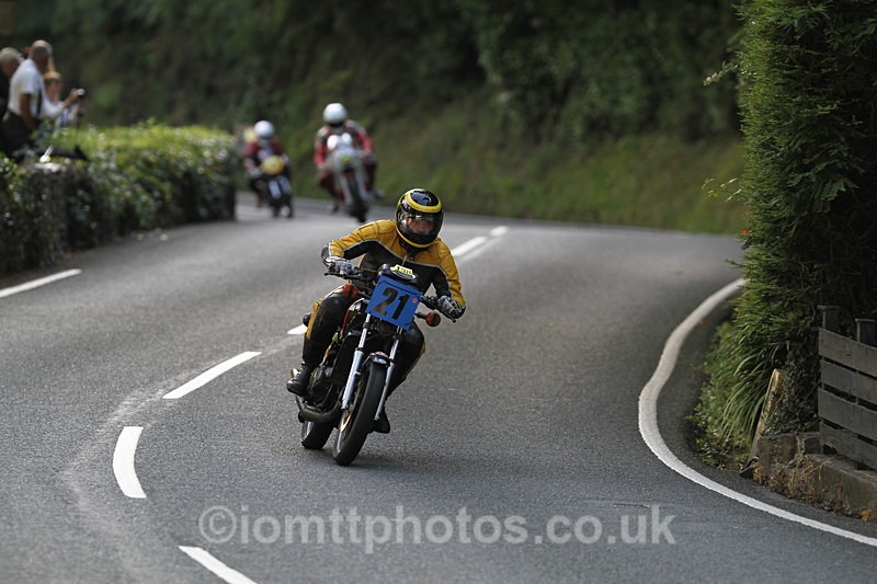 FOM_1202 - Classic TT Lap of honour