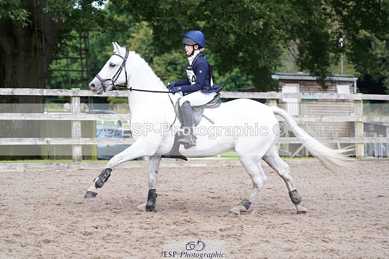 240824X-133746-27843 - 80cm Round 1 13.00 to 14.00