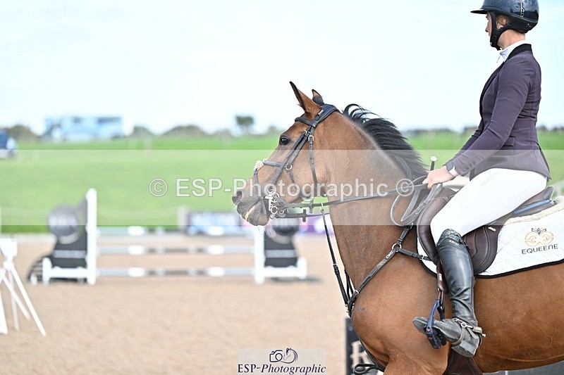 251001-130757-00239 - Cls 4 Newcomers and 1.10m Open