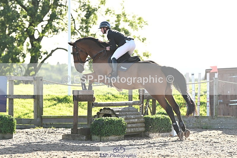 240912A-174058-02576 - Cls 7 Snr 90cm Open Speed Derby