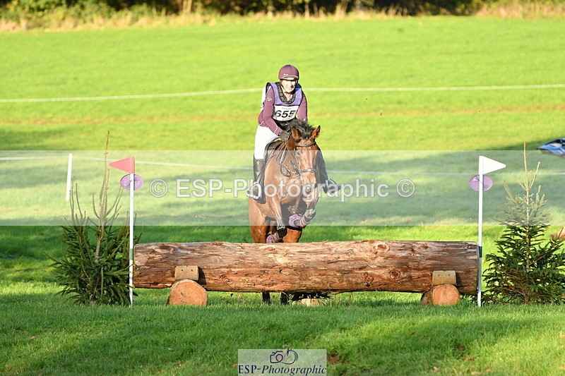 251025A-164909-22264 - H-655-Sarah.Sharp