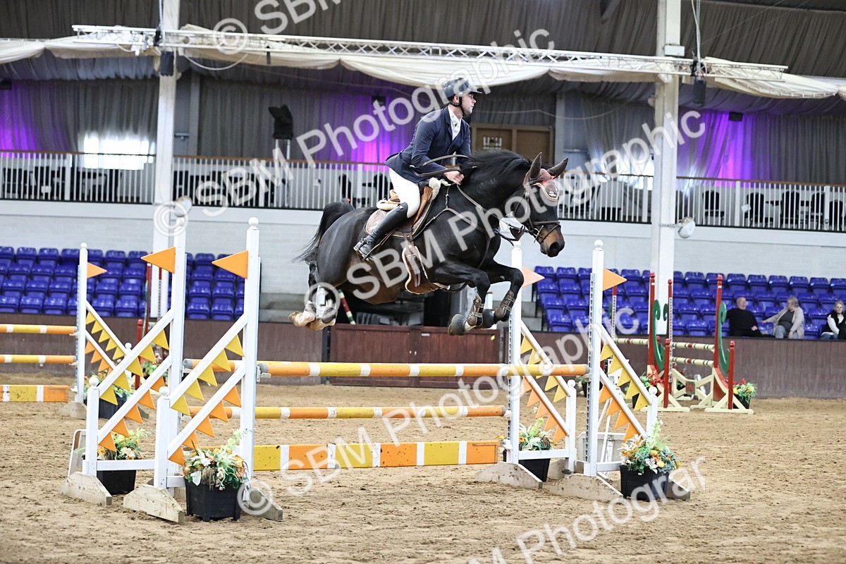 SBM_001563 - Class 4 - Senior Newcomers - 1.10m Open