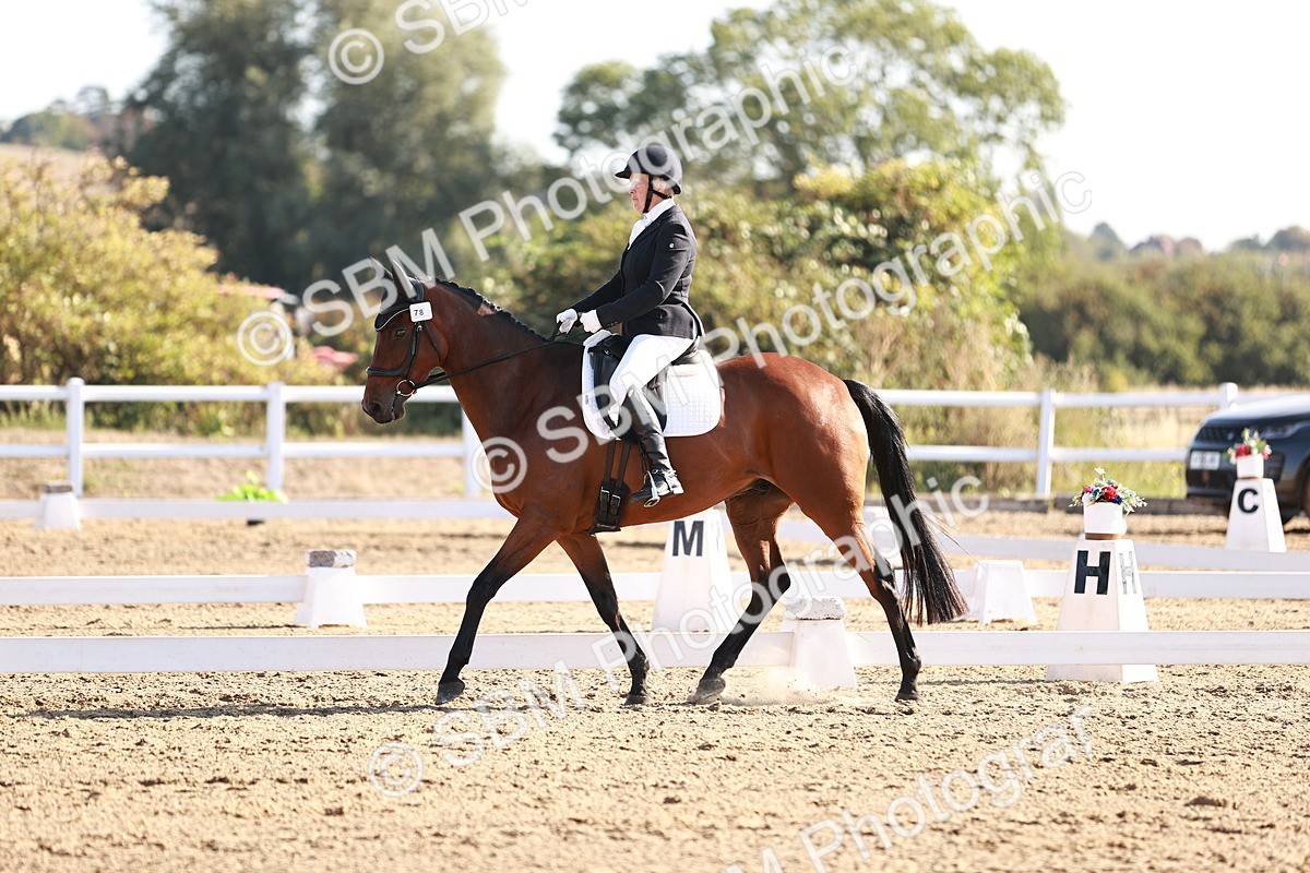 SBM_004253 - Class 12 - Novice 5 - 9.07-10.10