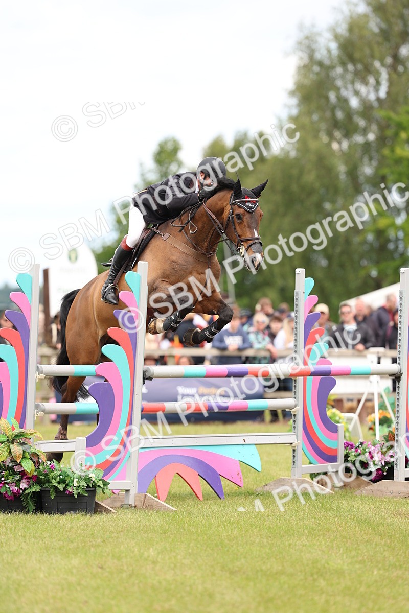 SBM_13952 - Class 206 - Senior Newcomers - 1.10m Open