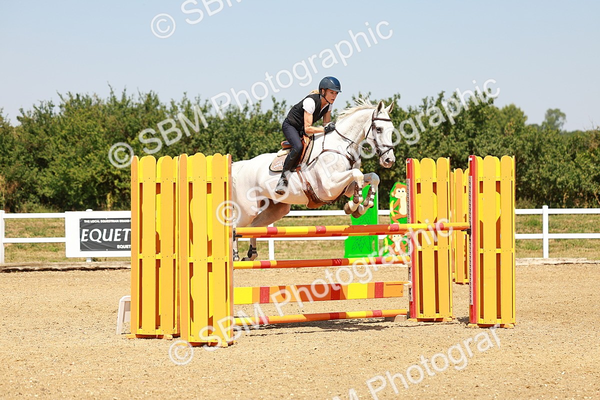 SBM_002001 - Class 5 - Senior Foxhunter - 1.20m