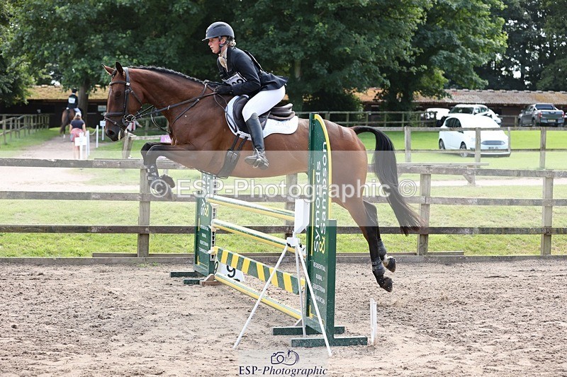 240803-151447-08742 - 262-Taggy_Forester-Bennett-THE_MUSIC_MAKER