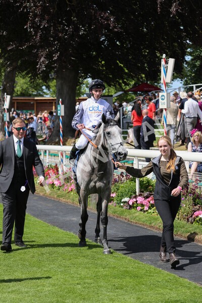 yr09072022r3-39 - Race 3 2.55pm John Smith's Stayers Stakes