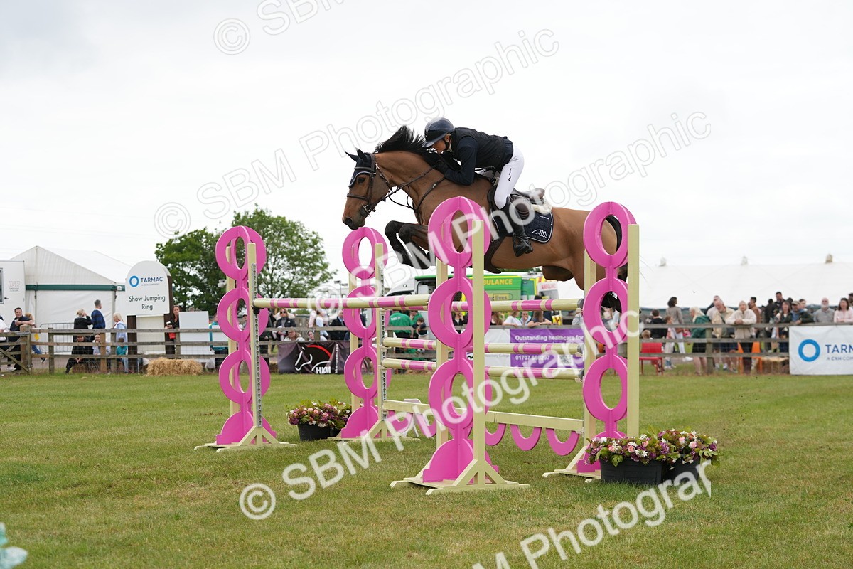 SBM_06397 - Class 202 - National 1.40m Open