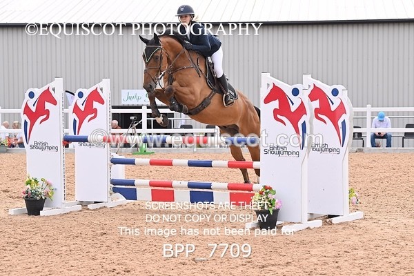 BPP_7709 - CLASS 16 FRI GFS Saddles Senior Newcomers/1.10m Open