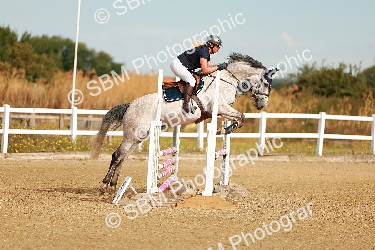 SBM_001941 - Class 8 - Clear Round