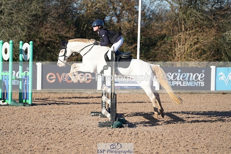 251130-105551-01027 - Cls 4 Pony Brit Nov & 80cm Open