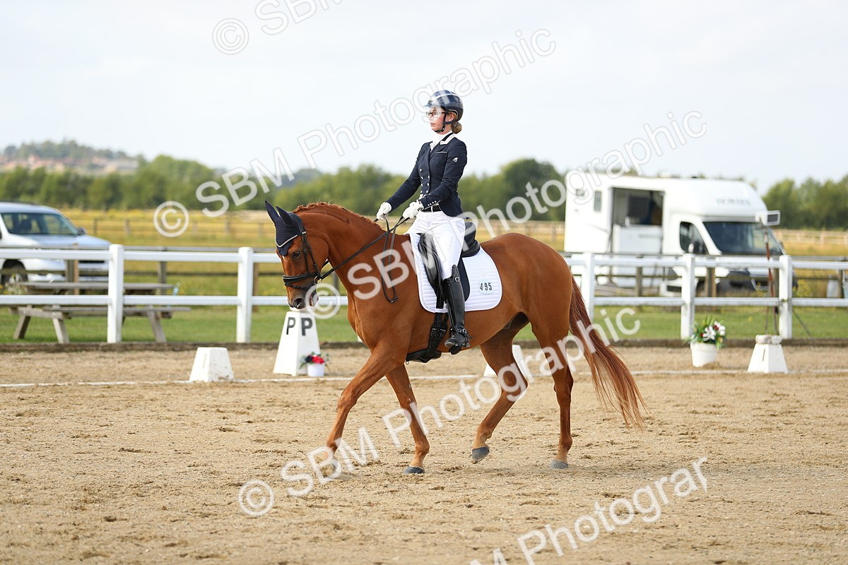 SBM_015635 - Class 13 - Novice 23 - 9.54-11.04