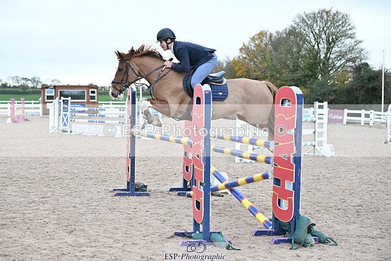 231119A-142833-06104 - Sun Cls 9 National 1.15m