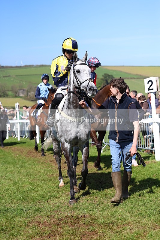 3E7A5312 - Race 4:  Maiden