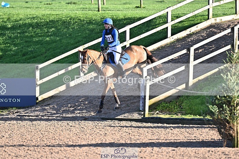 251102-091023-00019 - 70cm