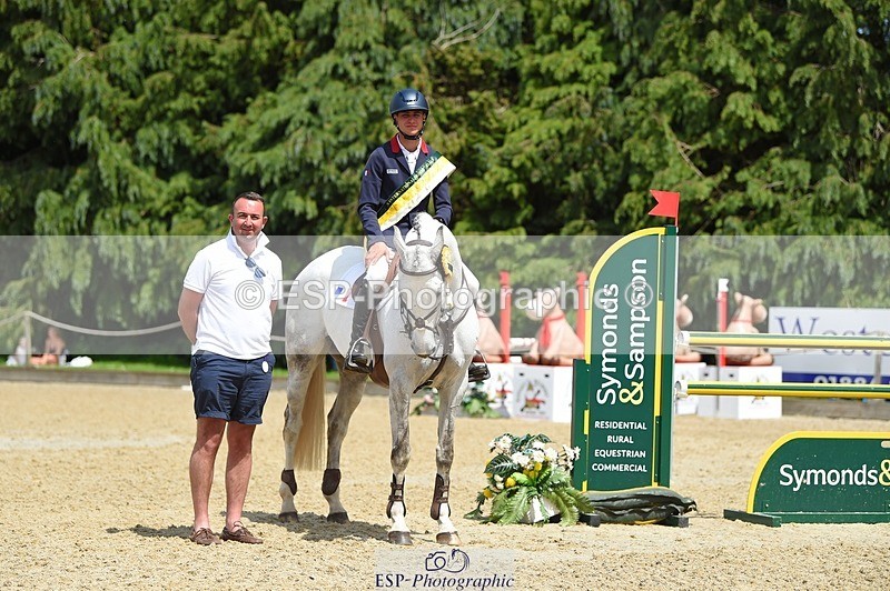 230528-134354-16105 - 3* Presentations