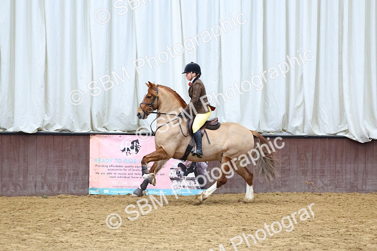 SBM_005057 - Class 41 - Not exceeding 143cms