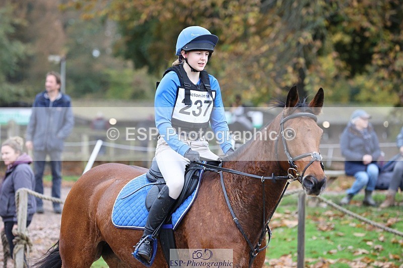 231118-133152-01886 - Cls 3 90cm