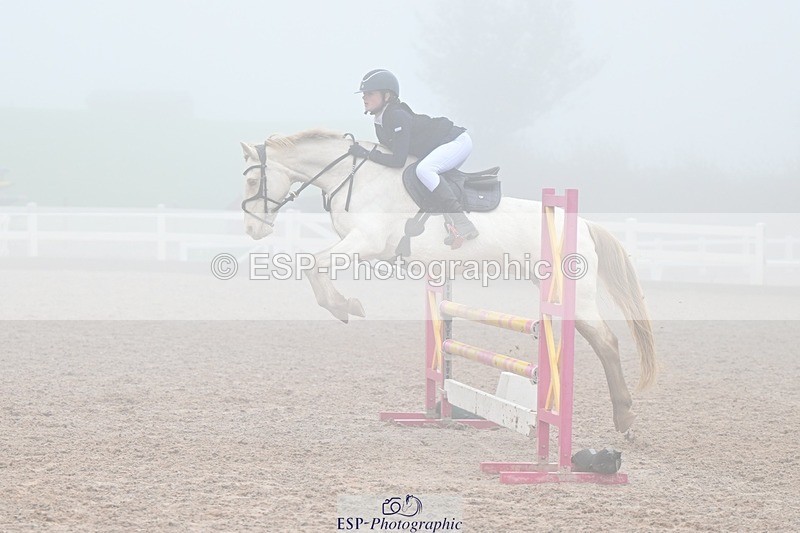 251115-111225-00208 - Cls 8 Pony Discovery and 90cm Open