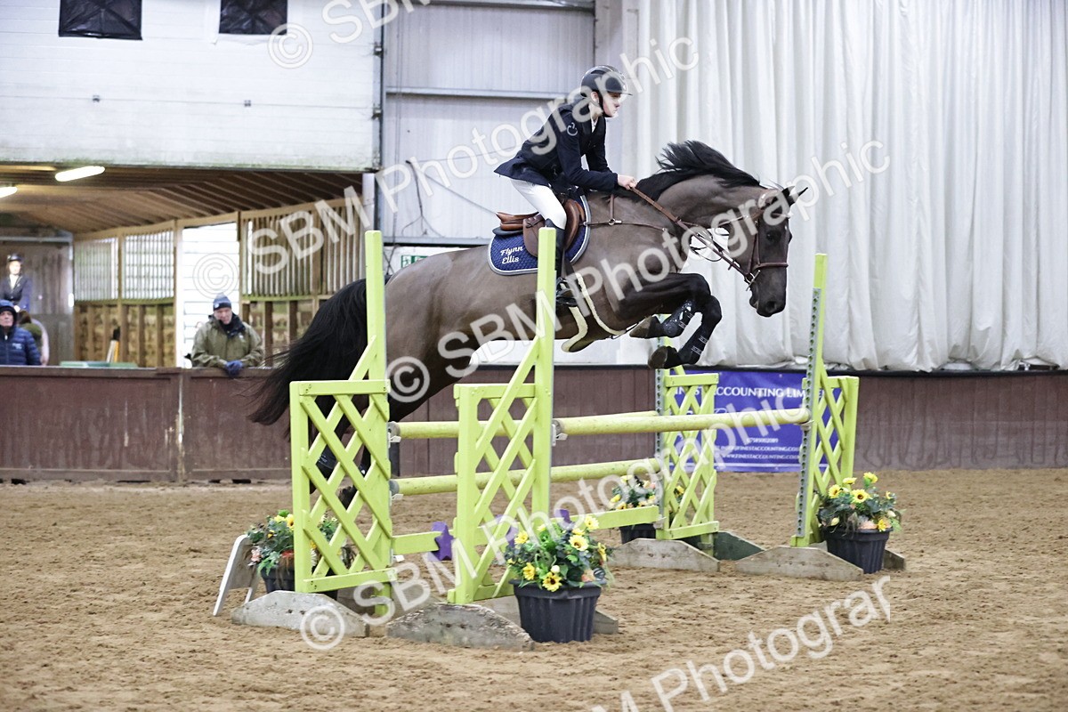 SBM_000525 - Class 3 - Nupafeed Supplements Senior Discovery/ 1m Open