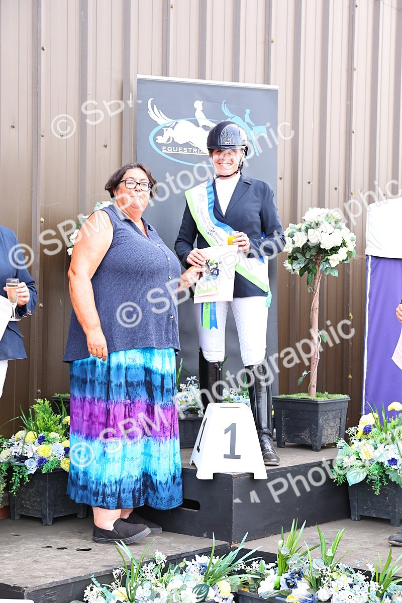 SBM_004023 - Presentations - cart