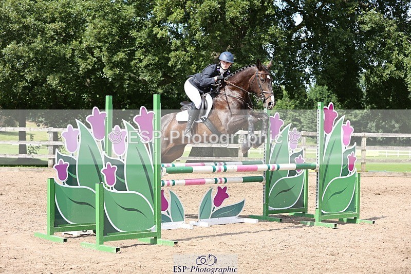 240803-153104-08920 - 269-Lauren_Dawson-BLAKNEYS_DAISY