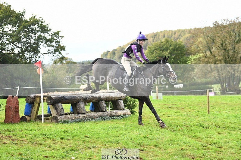 231021-132355-18023 - 427-COMBE.BREEZE-Gemma.Wells-SC+XC